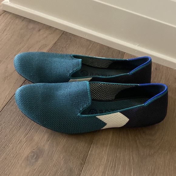 Rothys size 8 teal and navy loafer - Picture 2 of 4